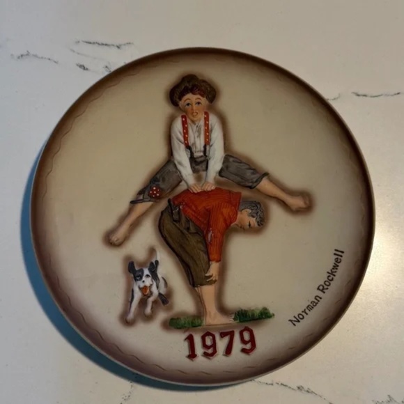Norman Rockwell 1979 1st Limited Edition "Leapfrog" Annual Vintage Plate - Picture 2 of 7